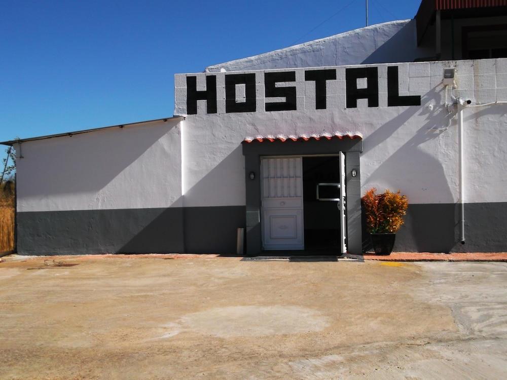 Hotel Hostal Portucale - Badajoz Exterior foto